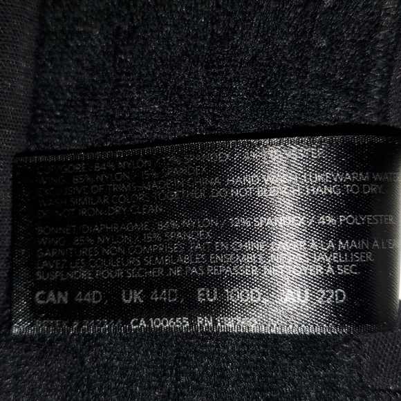 [40D] Ashley Graham Underwired Non Padded Full Cup Bra with Lace details - Picture 10 of 10